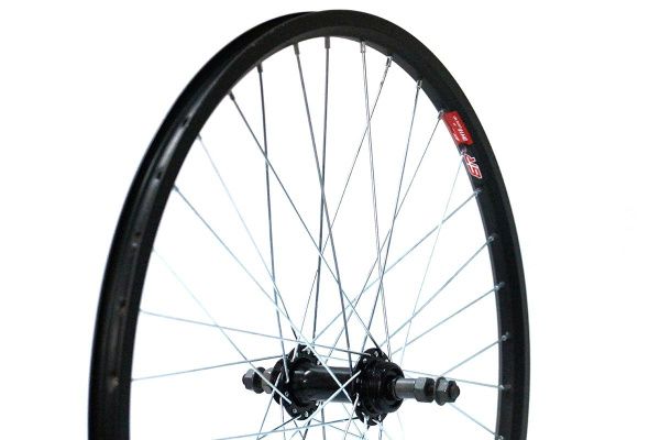 Колесо 26" MTB,заднее под трещотку, двойной обод DH18, алюм., черный,черная втулка ARD-801 ,135 мм Колесо 26" MTB,заднее под трещотку, двойной обод DH18, алюм., черный,черная втулка ARD-801 ,135 мм