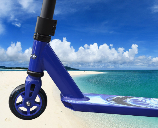 Самокат трюковый ATEOX SHARK 2019 синий, Цвет Белый Самокат трюковый ATEOX SHARK 2019 синий, Цвет Белый